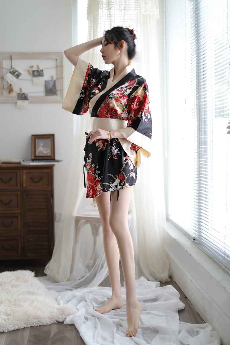 Kimono EVASION - LFW102